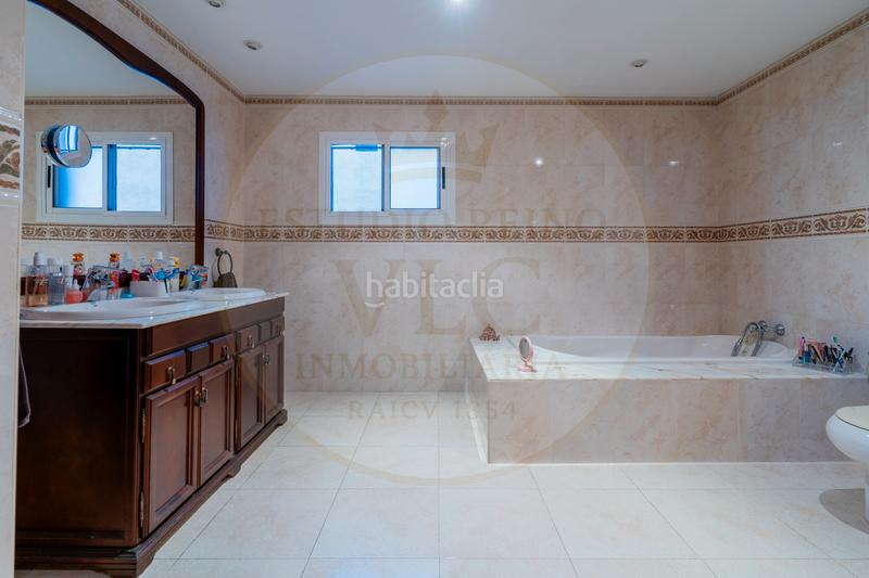 Foto 9ba45892-24ed-45ee-8faa-8c95b18d01d2. Maison jumelée dans El Cabanyal-El Canyamelar Valencia