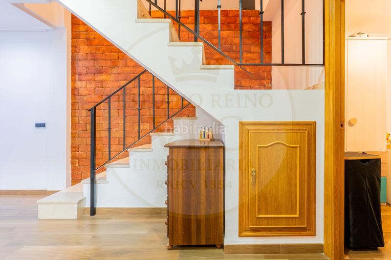 Foto b2476045-eb3e-4b46-aaee-600c63ef005a. Maison jumelée dans El Cabanyal-El Canyamelar Valencia