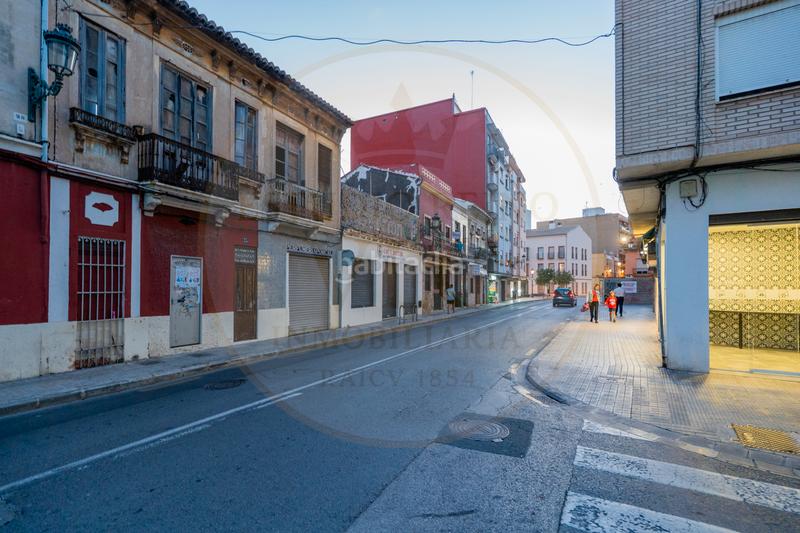 Foto ec975754-c8f5-4012-bf85-8c73d89678c1. Maison jumelée dans El Cabanyal-El Canyamelar Valencia