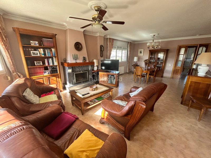 Foto 23e415c9-a449-4029-85bd-65fed54d103c. Xalet amb xemeneia calefacció aparcament a Catllar (El)