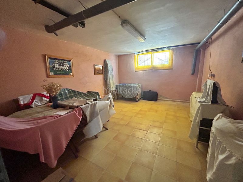 Foto 51a7c239-c618-4494-9687-8e2f85a48af5. Xalet amb xemeneia calefacció aparcament a Catllar (El)