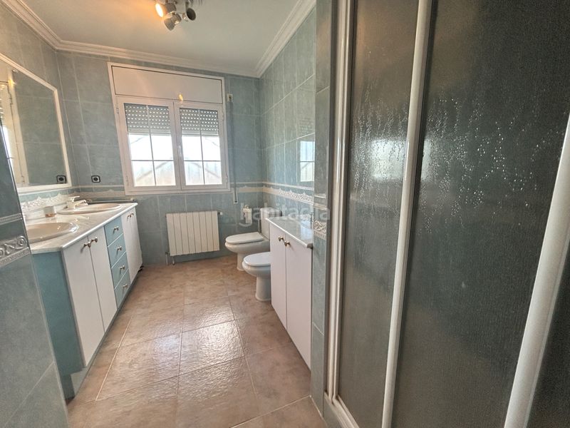 Foto 54a13905-a6f0-4e10-bdb4-b265fa6ccd88. Xalet amb xemeneia calefacció aparcament a Catllar (El)