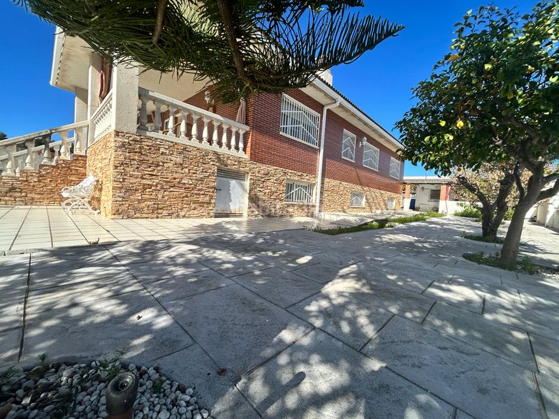 Foto 65a8777c-7e4a-4cec-b8ef-5f5e1da5479e. Xalet amb xemeneia calefacció aparcament a Catllar (El)