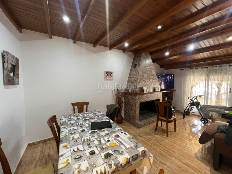 Foto 66611572-a896-48b6-98ca-43576439ce23. Casa adossada amb xemeneia calefacció a Llevant Reus