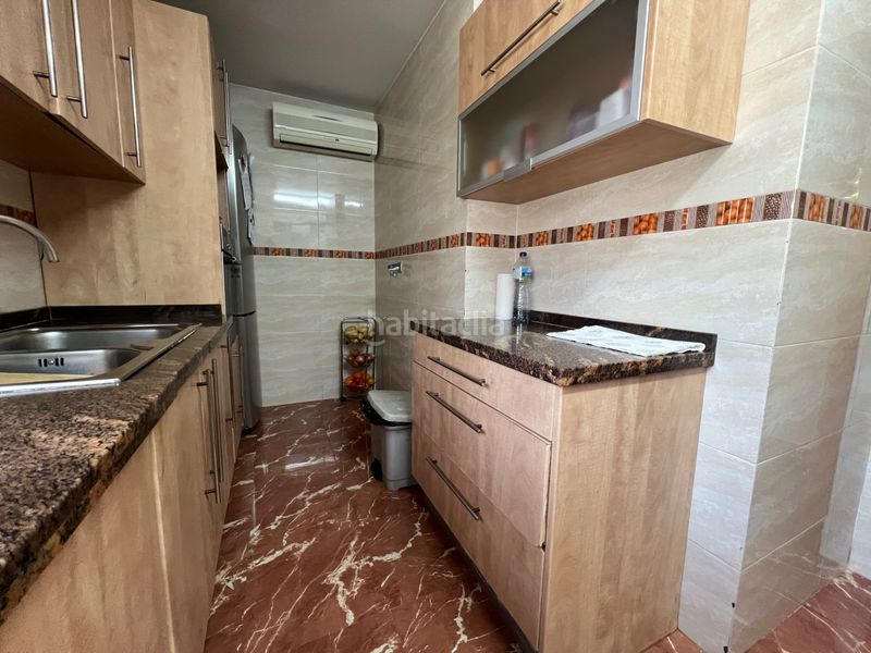 Foto 6d96c3b1-ca10-4911-90b6-d9fcc312d2bc. Casa adossada amb xemeneia calefacció a Llevant Reus