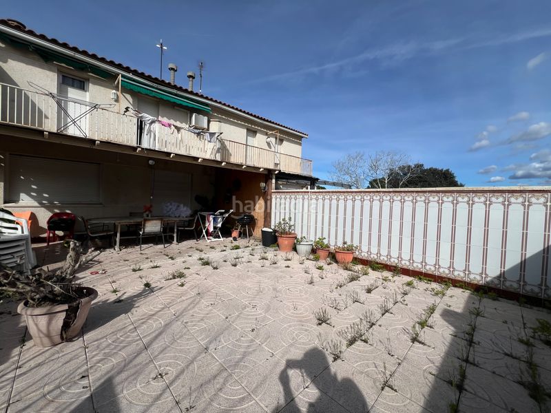 Foto d0063ee2-d3b6-4ad0-bbdc-167f398f328d. Casa adossada amb xemeneia calefacció a Llevant Reus