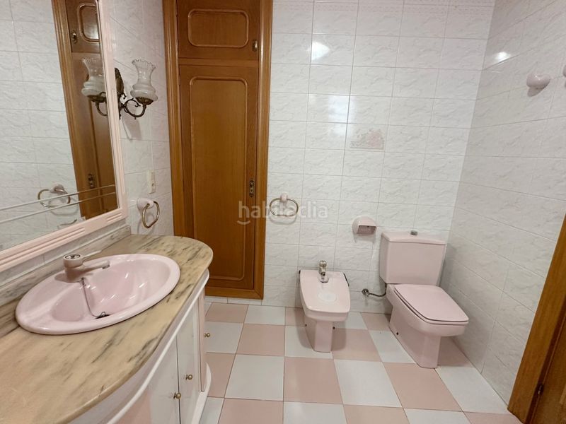 Foto 0ad54932-4849-445f-83f5-af5e4a1b92f7. Casa adossada amb aparcament a Poblets (els)