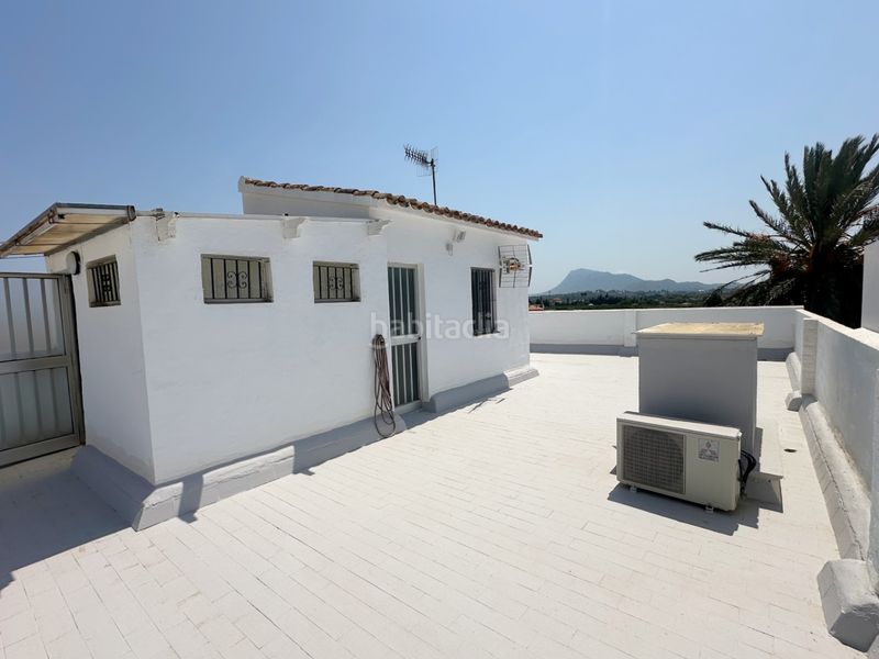 Foto 62541551-3879-49ff-9ebd-f7d1e2ef594e. Casa adossada amb aparcament a Poblets (els)