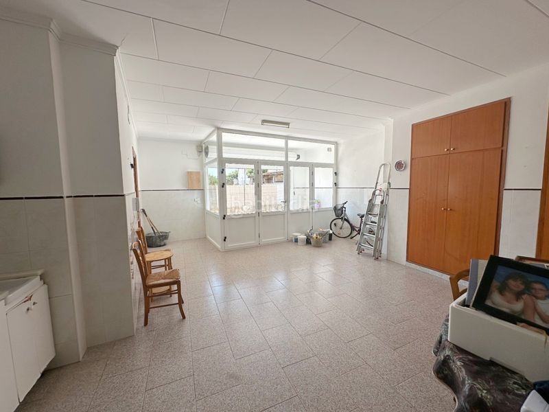 Foto a2459a94-d988-44bc-8801-c170ff926c32. Casa adossada amb aparcament a Poblets (els)