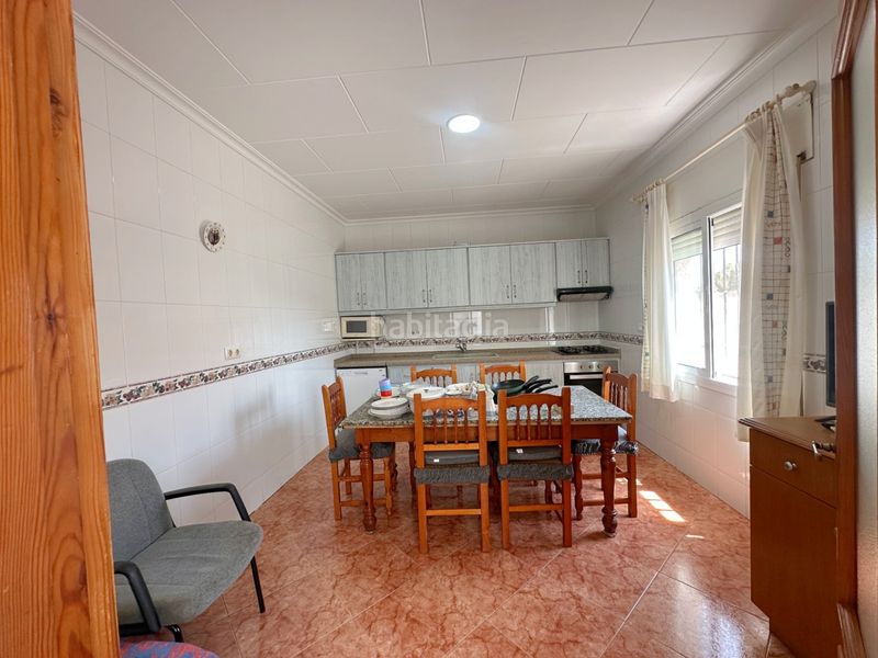 Foto d85e6de6-6f60-430c-8081-23dd93ba8c0a. Casa adossada amb aparcament a Poblets (els)