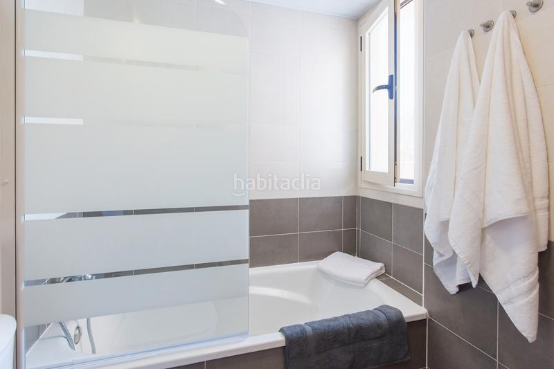 Foto 5f4e6a84-ce1f-4024-baf7-9a940d7b8a2b. Penthouse with heating parking pool in La Pedrera-Vessanes Dénia