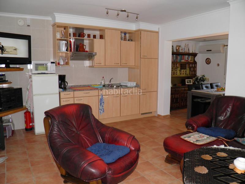 Foto e5bf884e-2073-4371-8c0a-a9154dd42756. Masía en Poblets (els)