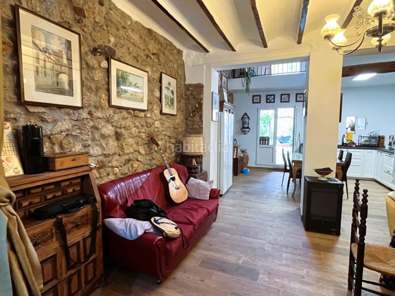 Foto 0b922f63-f68b-486b-adbe-0ef81c439175. Masía en Sagra