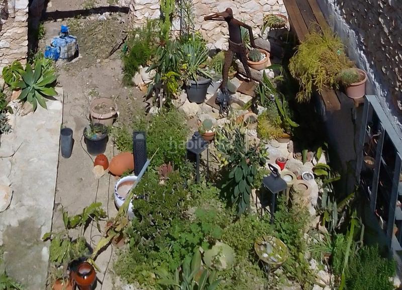 Foto e82a3aa0-45c8-4a74-aa7b-4c4d459072c9. Masía en Sagra