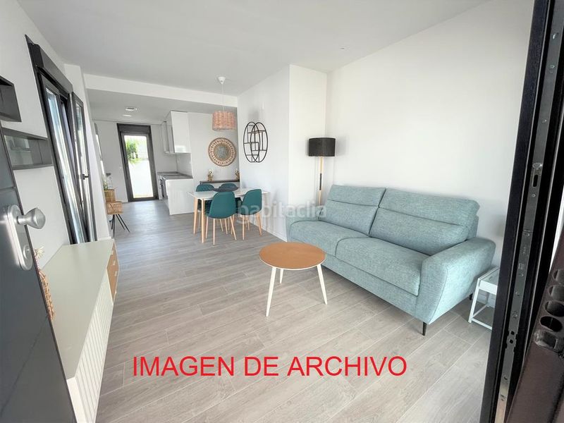 Foto f3056c5d-21af-4030-b07c-4d9cfc9779c6. Casa adosada en Verger (el)
