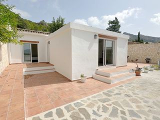 Country house in Ráfol de Almunia