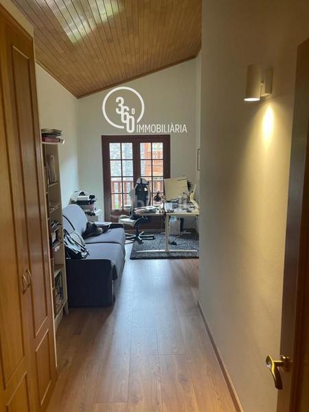 Foto 5a050245-0fac-43d2-bf28-6a8a44263d29. Etagenwohnung mit heizung parking in L´Aldosa-Anyós La Massana