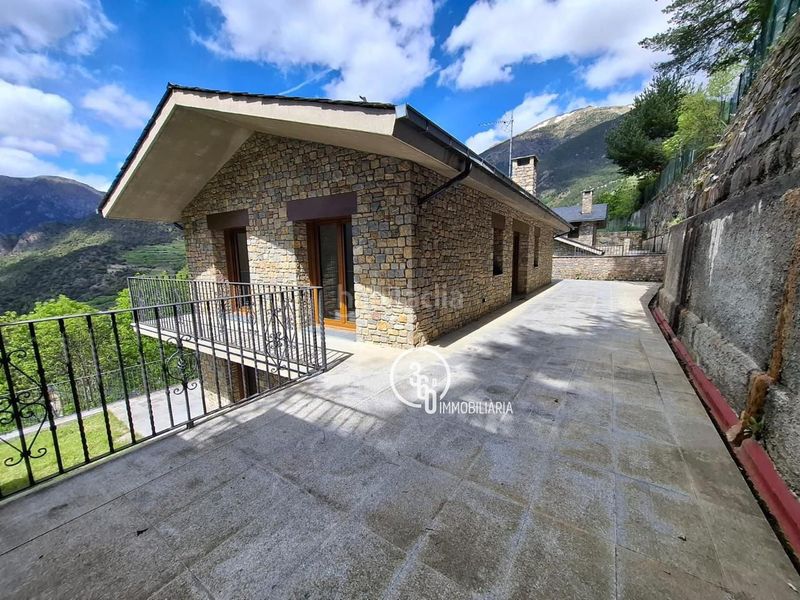 Foto 23cd8fc9-1361-41f9-ba09-78c39794f45c. Chalet  en venta en Aixirivall, 4 dormitorios. en Sant Julià de Lòria