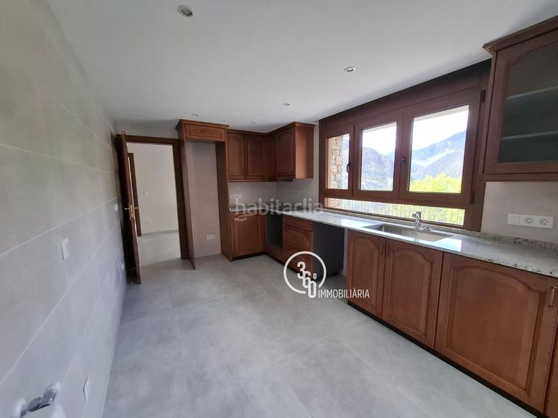 Foto 3b3e53f1-f131-47c2-8436-a4b8c1408a0e. Chalet  en venta en Aixirivall, 4 dormitorios. en Sant Julià de Lòria