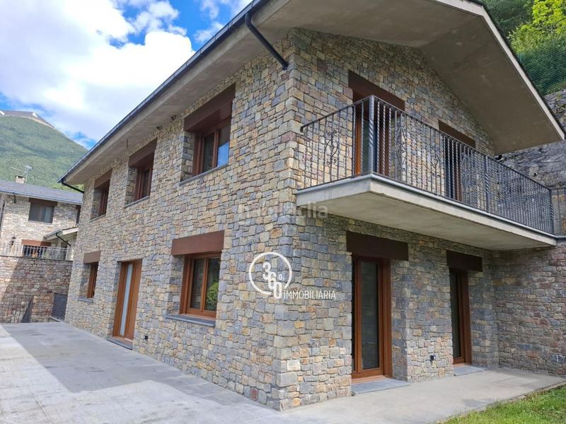 Foto 66ab766f-4ba6-496f-adcf-a2a327c1ed02. Chalet  en venta en Aixirivall, 4 dormitorios. en Sant Julià de Lòria