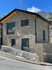 Chalet en Aubinyà - Juberri. Chalet en venta en aubinya, 3 dormitorios.