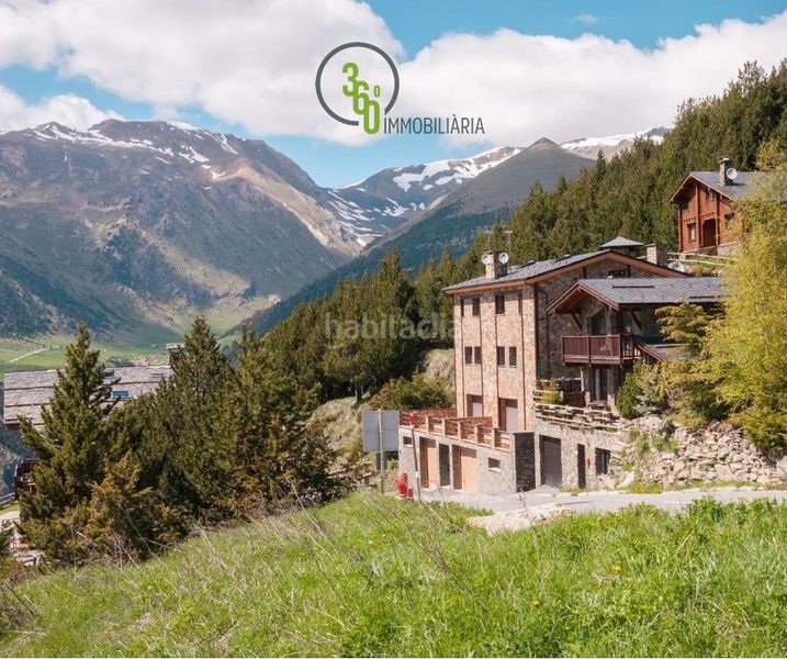 Foto ca8b586d-62f2-4672-abc8-88604b8d3252. Casa adossada amb aparcament a El Forn-Prats-Meritxell Canillo