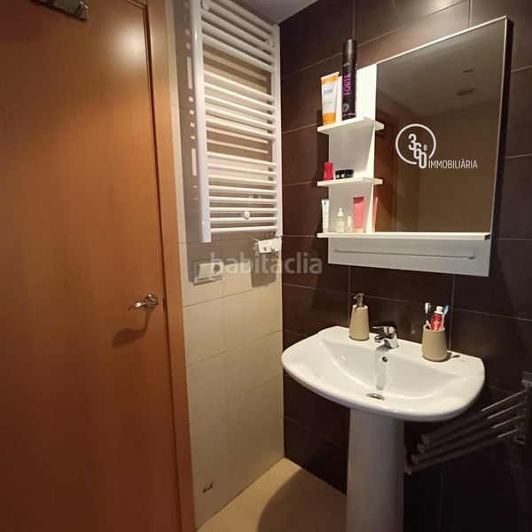Foto 13d50c8f-e23c-43af-b4a1-f7e24d59e9ba. Piso  en venta , 2 dormitorios. en Vila Encamp