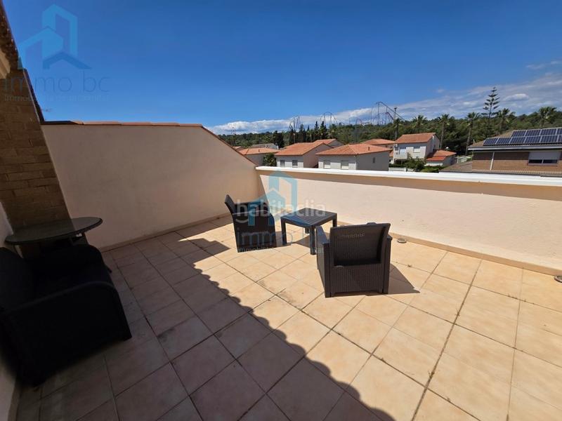 Foto 3d604eb3-bac4-4705-bb62-ed3feed6b799. Casa adossada amb aparcament a pla de maset - cap de Salou Salou