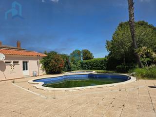 Casa adossada  N/a. Casa en passatge del rescat, salou