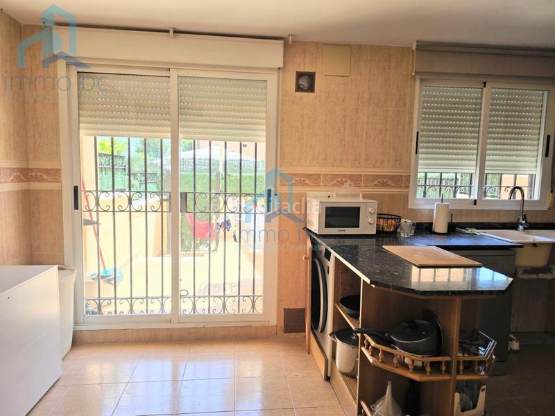 Foto ca73cbed-77b1-4ea3-85a0-81961acbe2b8. Casa adossada amb aparcament a pla de maset - cap de Salou Salou