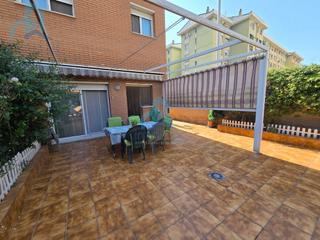 Casa adossada  N/a. Casa en c riu corb, campo claro