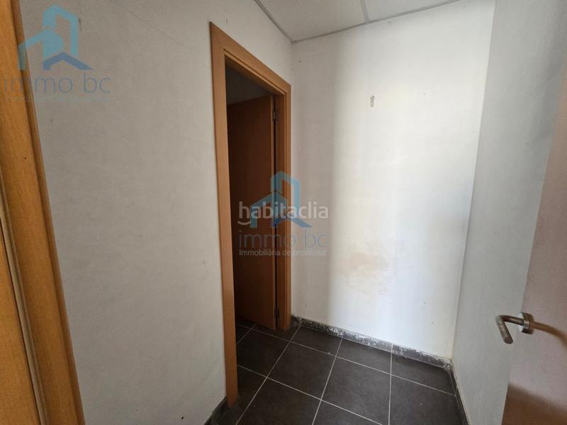 Foto d72d4d36-0faa-4bd9-a99d-d6508356e5f9. Locale commerciale in Vilallonga del Camp