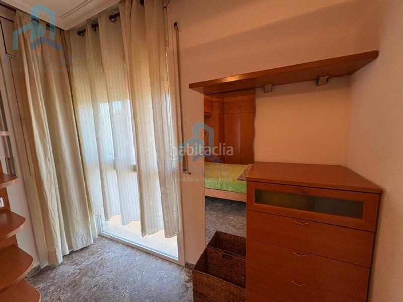 Foto a90ac347-ecfa-41a0-bd07-0af8bc6ce0c4. Pis amb aparcament a Nou Eixample Nord Tarragona