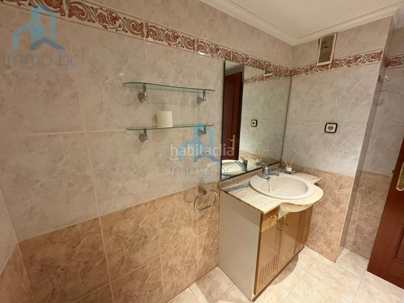 Foto ecbf5d46-60fd-44ae-876b-5405165b2342. Pis amb aparcament a Nou Eixample Nord Tarragona