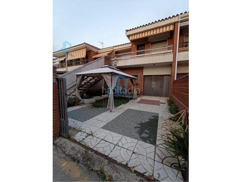 Foto 3d45d28f-cfe3-4f30-91d9-0398bee1f22c. Maison jumelée avec parking dans Sant Salvador Tarragona