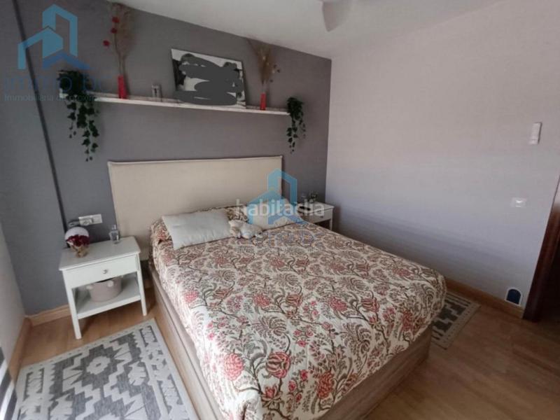 Foto 2b347d40-6b9d-4cc6-a2a2-debe6553ede7. Casa adossada amb aparcament a Sant Salvador Tarragona