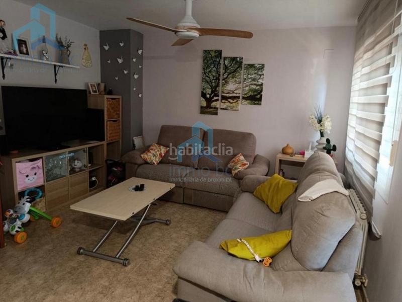 Foto 81262ed5-23ab-4994-8a91-8a0f7e6a888f. Casa adossada amb aparcament a Sant Salvador Tarragona