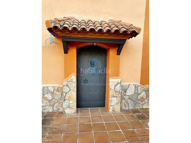 Foto 419e0584-f370-495d-aba8-ee57ab305c4d. Casale con parcheggio in Mestral Reus