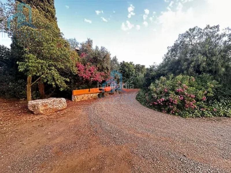 Foto c0d0f4c3-2b74-4f41-89ce-58802c685891. Casale con parcheggio in Mestral Reus