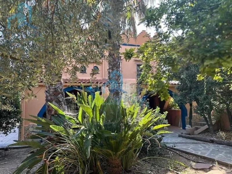 Foto c5b15f5d-953d-4187-ad35-906e41558247. Casale con parcheggio in Mestral Reus