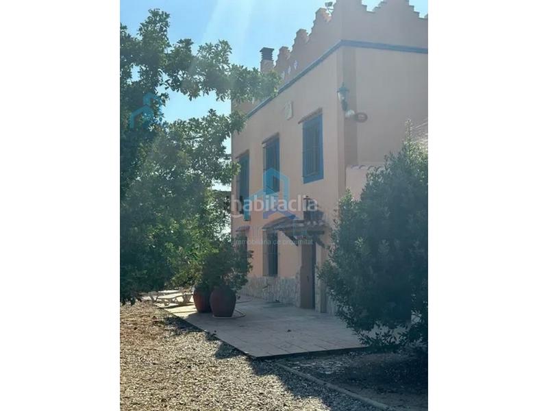 Foto df7a78f1-6348-4376-8aab-ae5a4de967bd. Casale con parcheggio in Mestral Reus