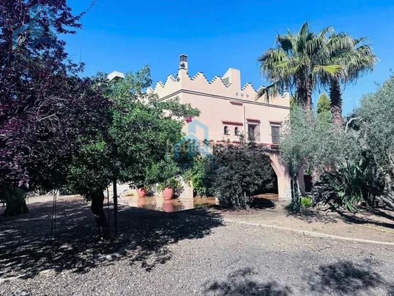 Foto ebf4319d-ff6b-4e32-974f-4413caa6b95d. Casale con parcheggio in Mestral Reus