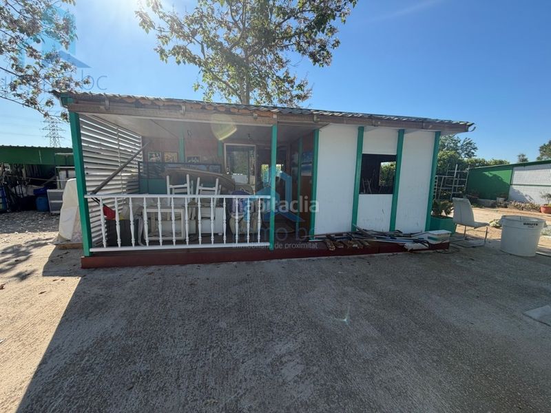 Foto 3383765a-44c8-4404-ad66-fe57b76caee8. Casa amb aparcament a Constantí