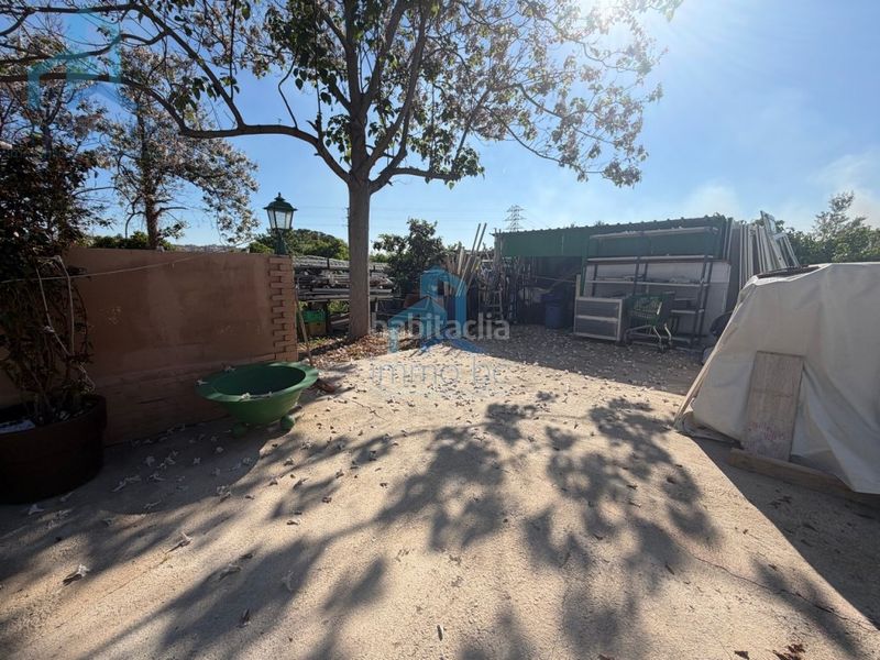 Foto 736900f3-d56b-44a2-89bd-5b1eac164846. Casa amb aparcament a Constantí