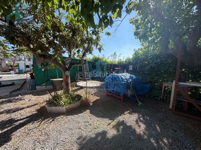 Foto a1de5cd6-0210-4000-ac5d-b97699b69316. Casa amb aparcament a Constantí