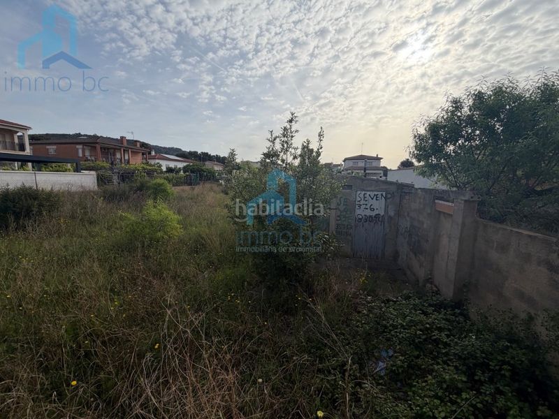 Foto 5fdcfd23-7608-4ffe-8162-76730dbe6315. Terreny residencial a Roda de Barà
