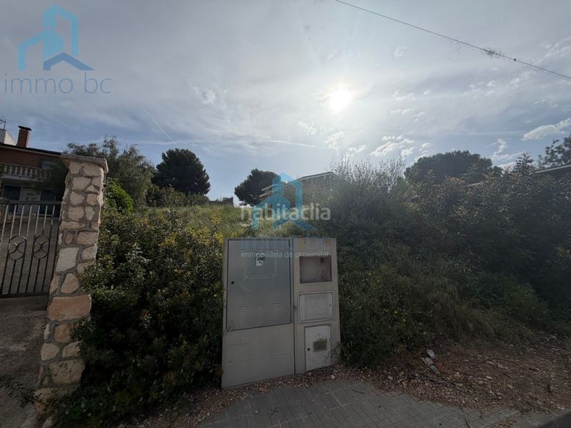Foto 7b5ef3ab-2eb3-44b5-a3cf-b6ab42a65e1d. Terreny residencial a Catllar (El)