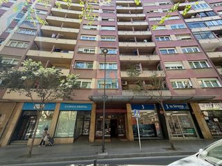 Rent Flat  Paseo prim. Piso en passeig prim de reus