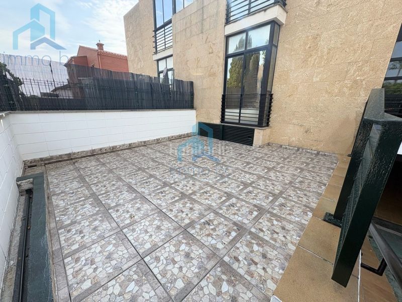 Foto ef6cefed-3035-4f8e-b176-7a0569f3e836. Casa adossada amb aparcament a pla de maset - cap de Salou Salou
