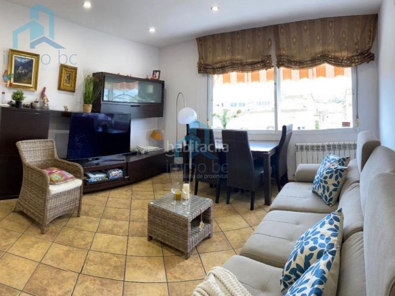 Foto d35c7e9b-883b-4dd0-8931-b3871181ba4a. Duplex in Campclar Tarragona